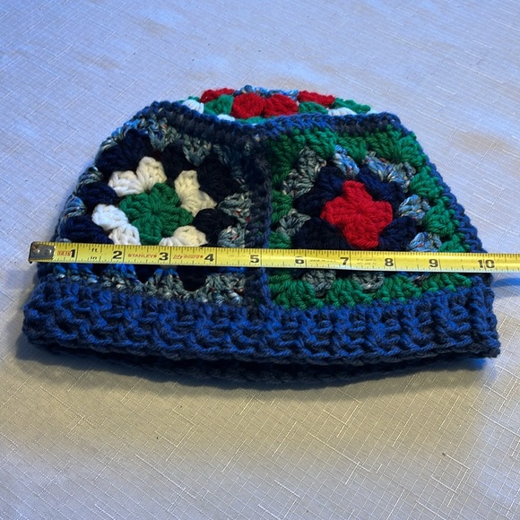 New Crochet Granny Squares Beanie Hat - Picture 4 of 5
